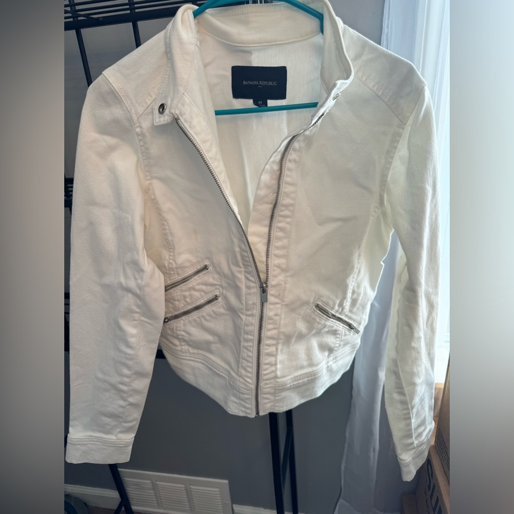 White Banana Republic Jean Jacket!